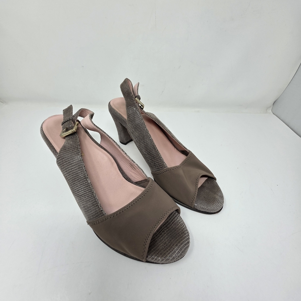 Taryn rose leather / Suede sling back pumps Size 8 Good Condition